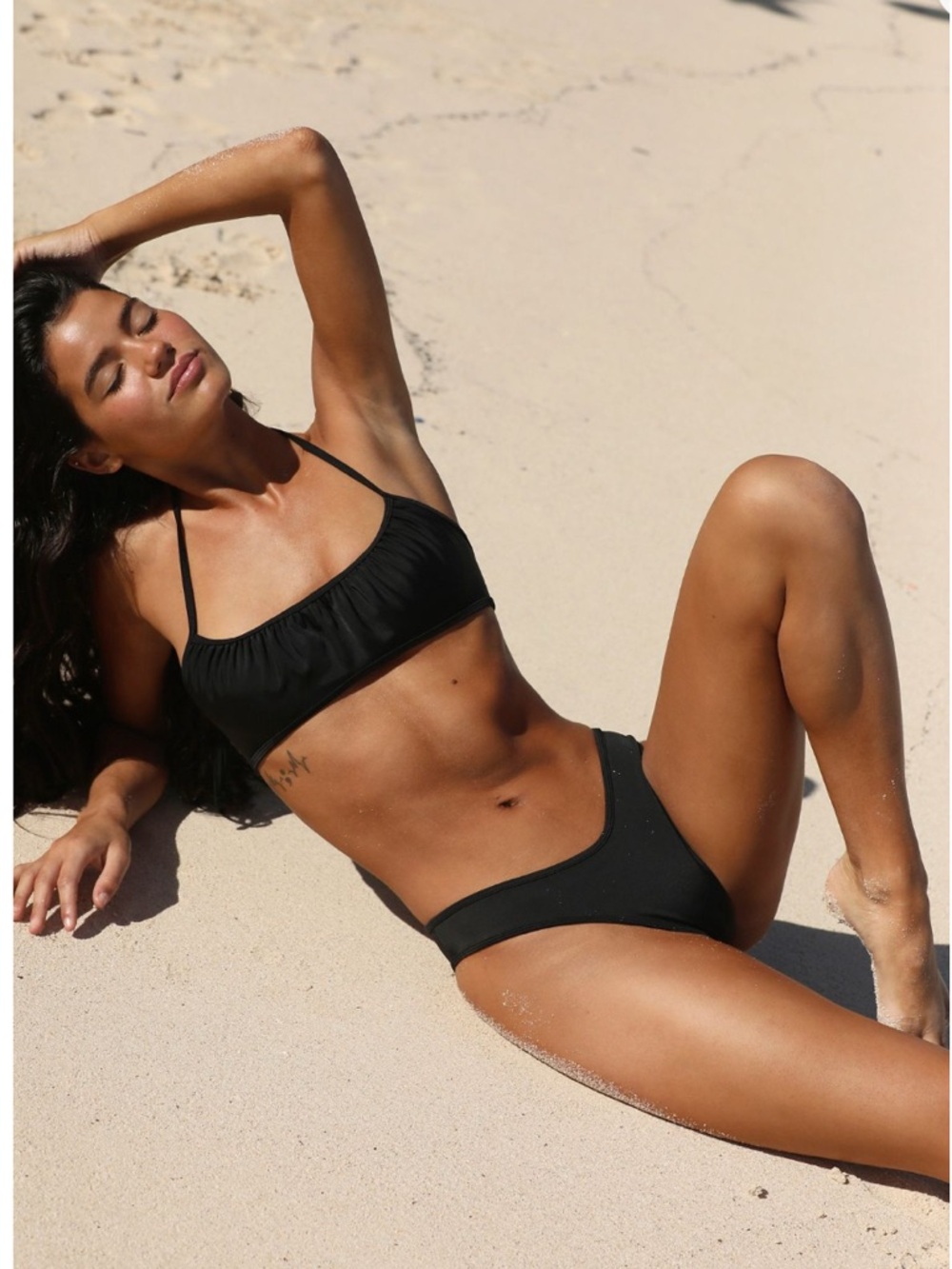 Belle small black bikini